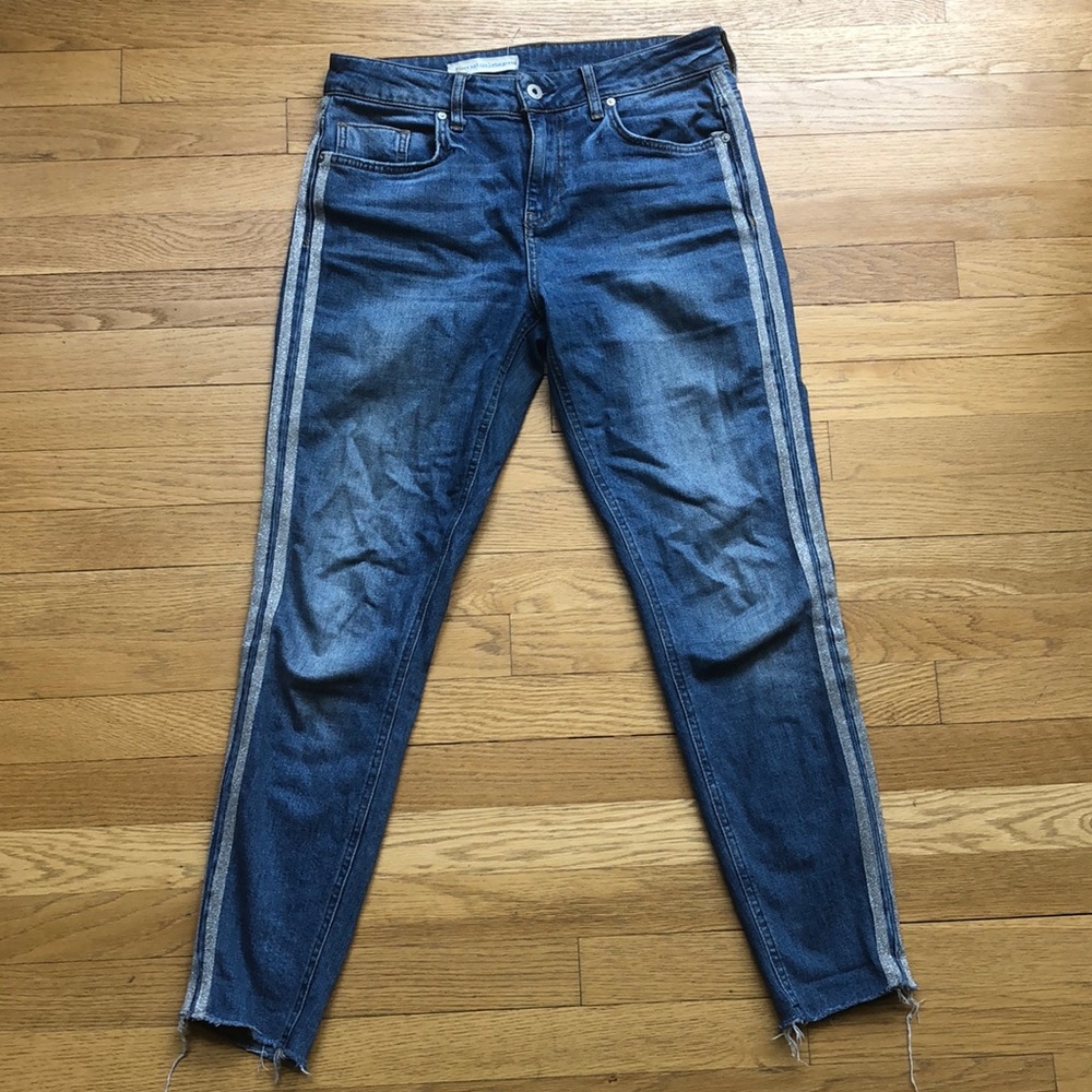 Anthropologie Statement light wash skinny jeans